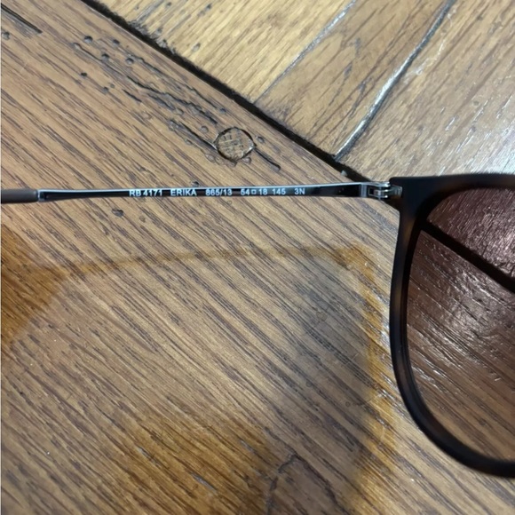 NEW Ray-Ban Erika RB4171 Rubber Havana Brown Lens 54-18 - Picture 2 of 2